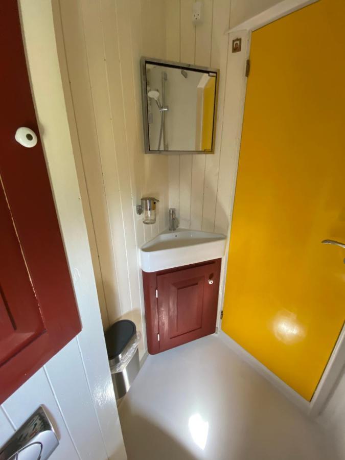 Guesthouse Gjoel Gjøl Extérieur photo